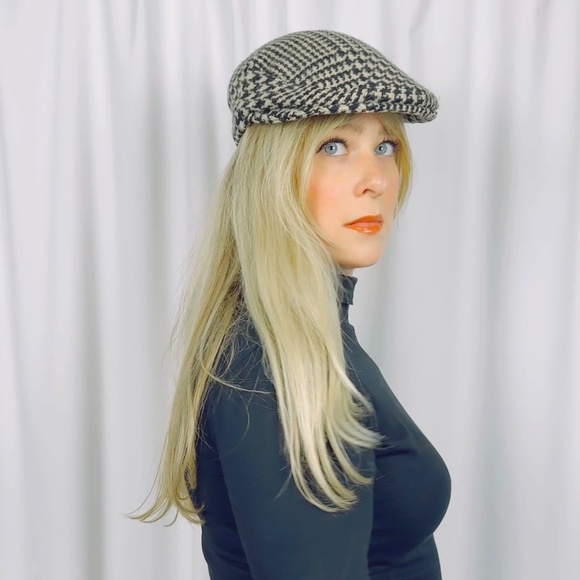 Vintage Houndstooth Tam Newsboy Cap • Golf Hat in Black and Beige - Picture 6 of 9